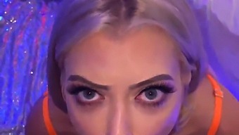 Linzee Ryder, Một Milf Barbie Chính Hiệu, Mang Đến Một Màn Trình Diễn Đáng Nhớ